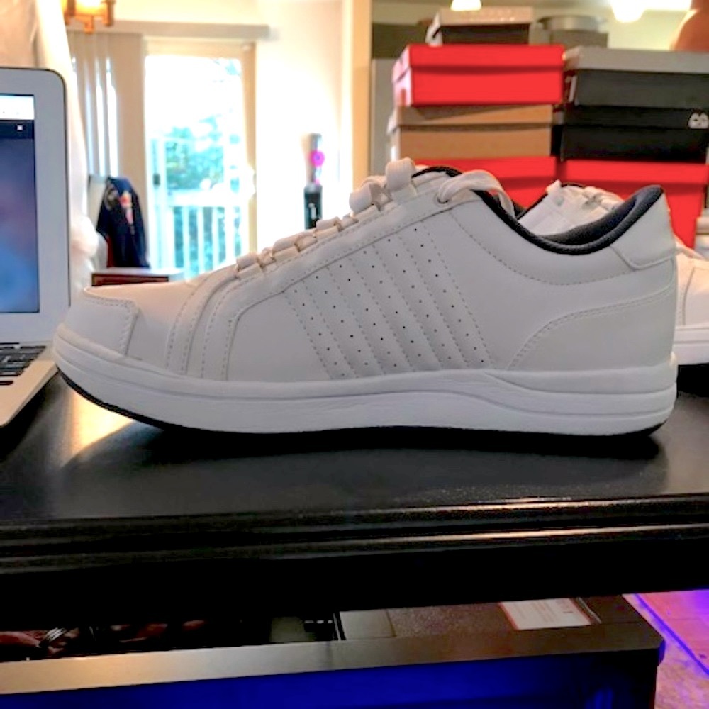 **EUC** Tommy Hilfiger Flag Sneaker **EUC**